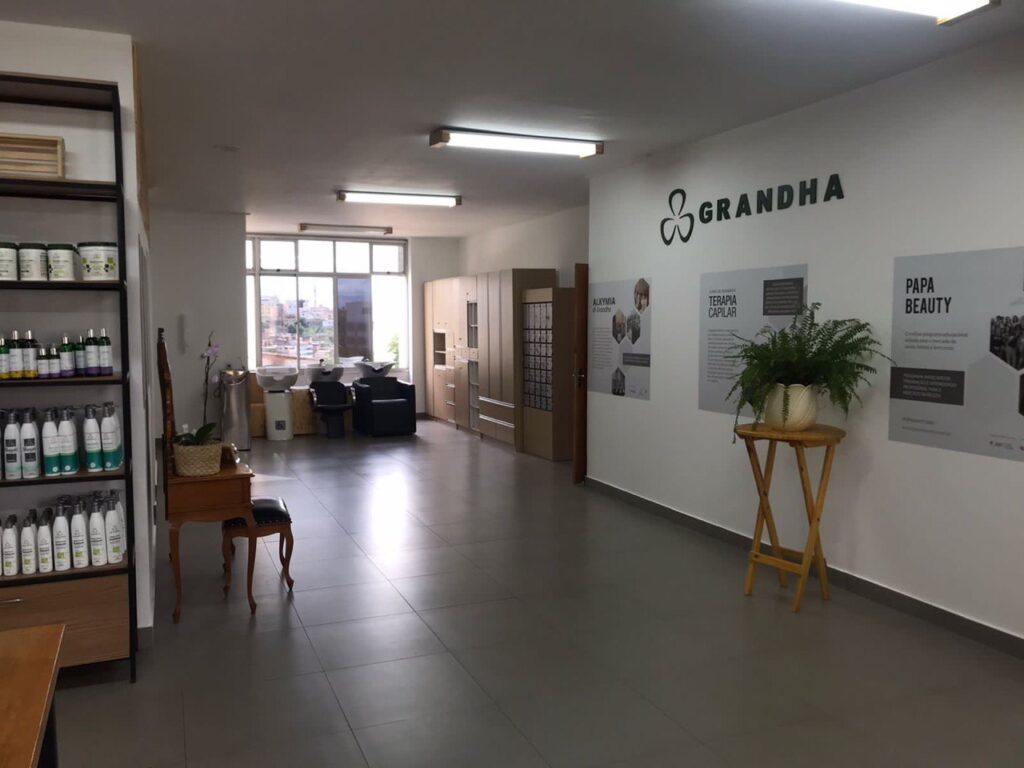 Instituto Capilare lança núcleo vetorizado em Tricologia e Terapia Capilar em Belo Horizonte